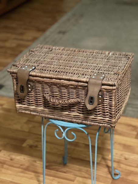 Large basket with lid